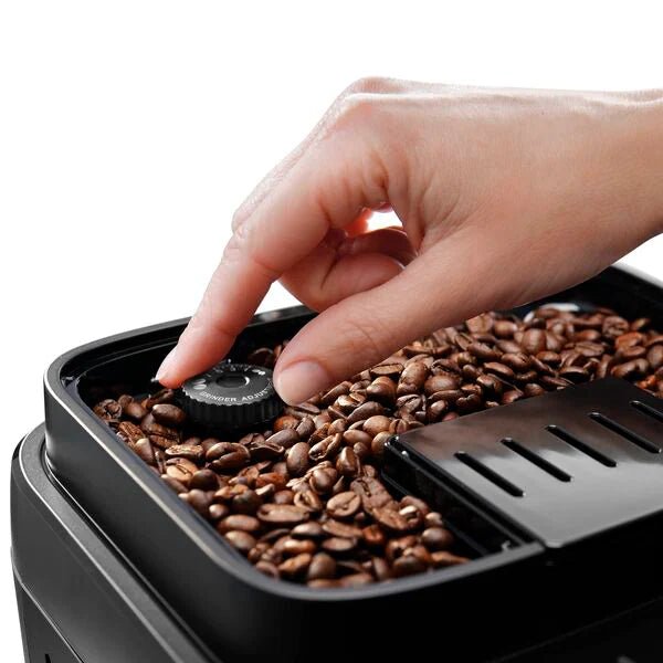 De'Longhi Magnifica Evo Doppio+ Automatic Espresso Machine - Velo Coffee RoastersDe'Longhi Magnifica Start - Automatic Espresso Machine ECAM220.22.GB - Velo Coffee Roasters